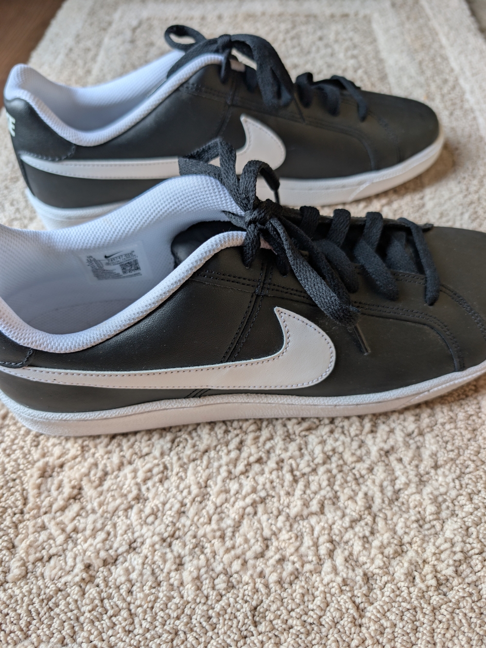 Nike New W/O Tags Men’s Court Royale Black and White Sneakers